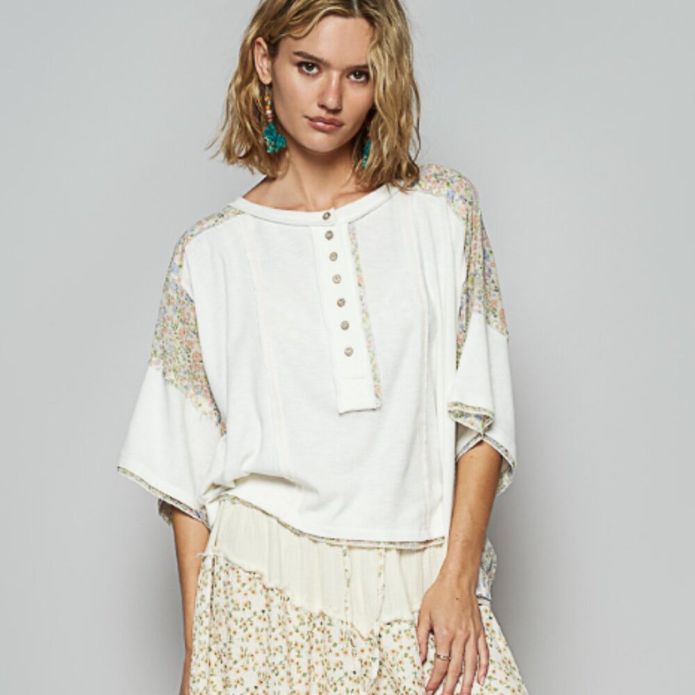 🌼#526-POL SHORT SLEEVE TOP FLORAL PRINT RIBBED OVERSIZED